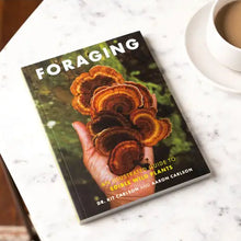 Load image into Gallery viewer, Foraging: An Illustrated Guide To Edible Wild Plants