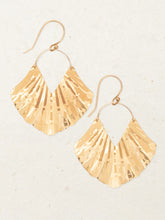 Load image into Gallery viewer, Holly Yashi Earrings