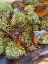 Load image into Gallery viewer, Glass Blown Chanterelle Mushroom
