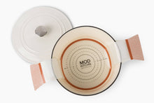 Load image into Gallery viewer, Silicone Bread Sling for Dutch Ovens
