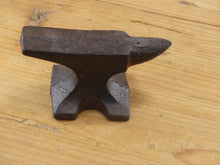 Load image into Gallery viewer, Cast Iron Anvil Paper Weight
