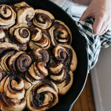 Load image into Gallery viewer, Daily Sourdough: Healthy Recipes for Every Meal
