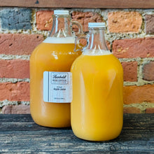 Load image into Gallery viewer, The Humboldt Mercantile Mulled Apple Juice
