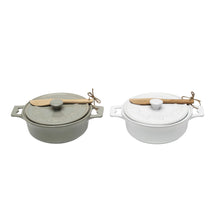 Load image into Gallery viewer, Brie Baker w/ Lid &amp; Bamboo Spreader
