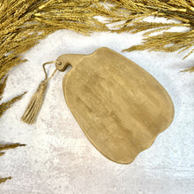 Load image into Gallery viewer, Carved Wood Pumpkin Trinket Dish
