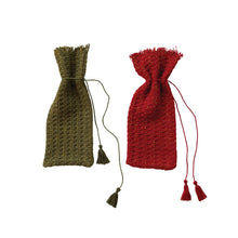 Load image into Gallery viewer, Woven Wine Bag w/  Tassels
